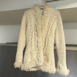 Fun knitted women’s jacket